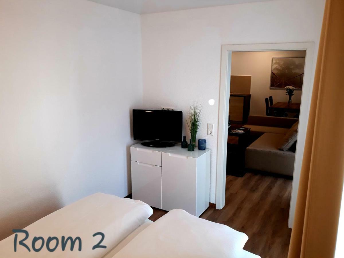 Modernes Apartment Metzingen Mittelstadt Exterior foto
